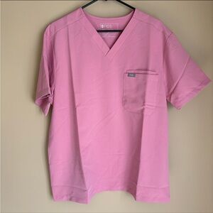 Figs Chalk Pink Leon - Three-Pocket Scrub Top men’s